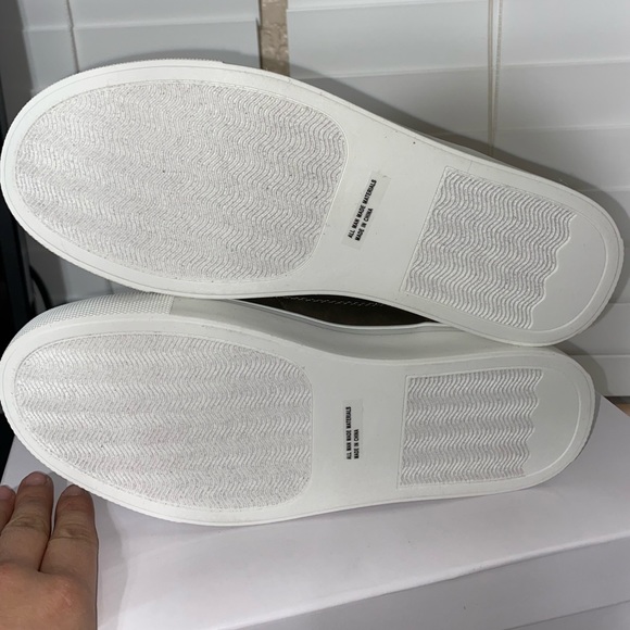 Report Women’s Adair Sneaker - Picture 2 of 4